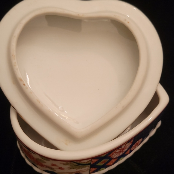 Vintage Knobler Japan Heart Trinket Box Gold Trim Flowers Floral. - Picture 7 of 8